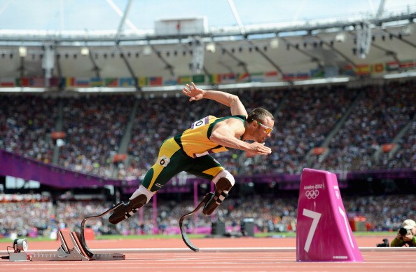 Oscar Pistorius bị khuyết tật từ rất nhỏ, nhưng với ý chí kiên cường cùng với niềm đam mê thể thao, anh đã giành 4 HCV ở Paralympic năm 2004 và 2008. Tuy nhiên, anh không muốn dừng lại ở đó. Pistorius muốn được tranh tài ở Thế vận hội cùng các VĐV bình thường khác. Và anh đã phần nào thực hiện được ước mơ của mình khi được tranh tài ở 2 nội dung chạy của Olympic 2012 là 400m và 400m tiếp sức nam.